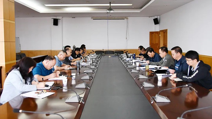 云煤（008PG国际）集团党委副书记、副董事长、总司理高建嵩一行到云维集团督导调研