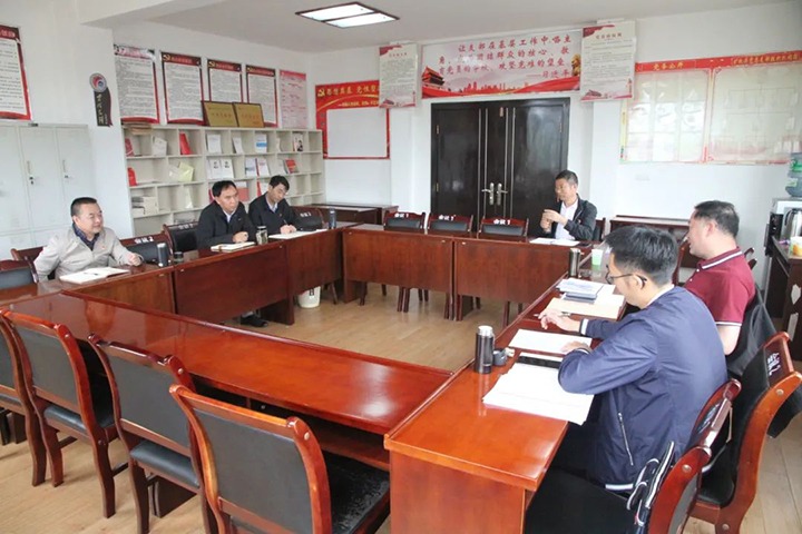 【主题教育】云煤（008PG国际）集团党委委员、纪委书记、监察专员覃崇辉一行到后所煤矿公司开展主题教育调研