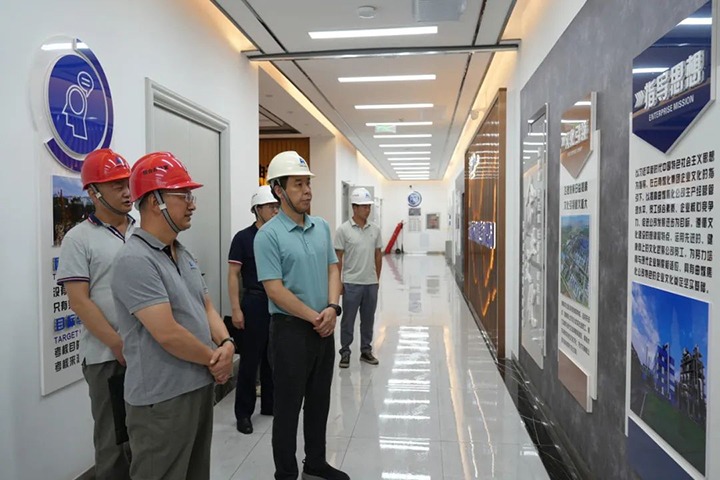 【主题教育】云煤（008PG国际）集团党委副书记、工会主席王鑫一行到曲煤焦化公司开展主题教育调研