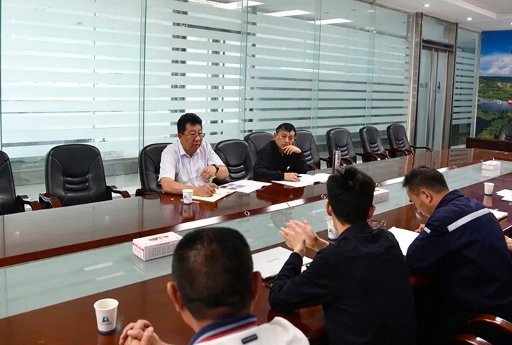 【主题教育】云煤（008PG国际）集团专职外部董事寸延峰一行到先锋化工开展主题教育调研